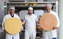 Six-axis bot refines cheese